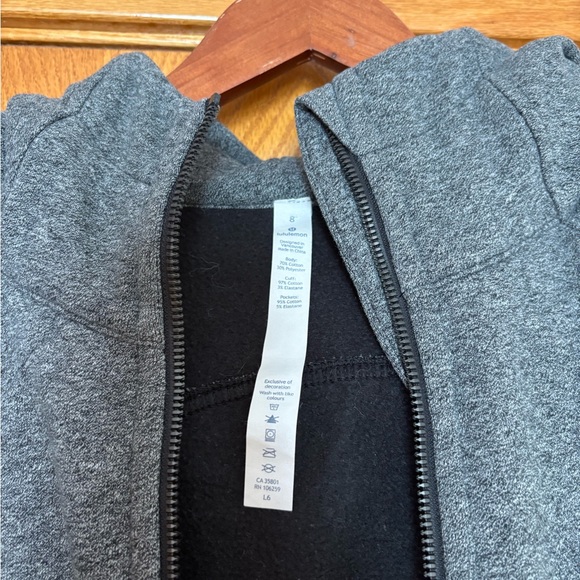 lululemon athletica Gray Jacket - Picture 4 of 5